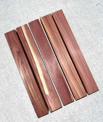 Eastern red cedar pen - red,